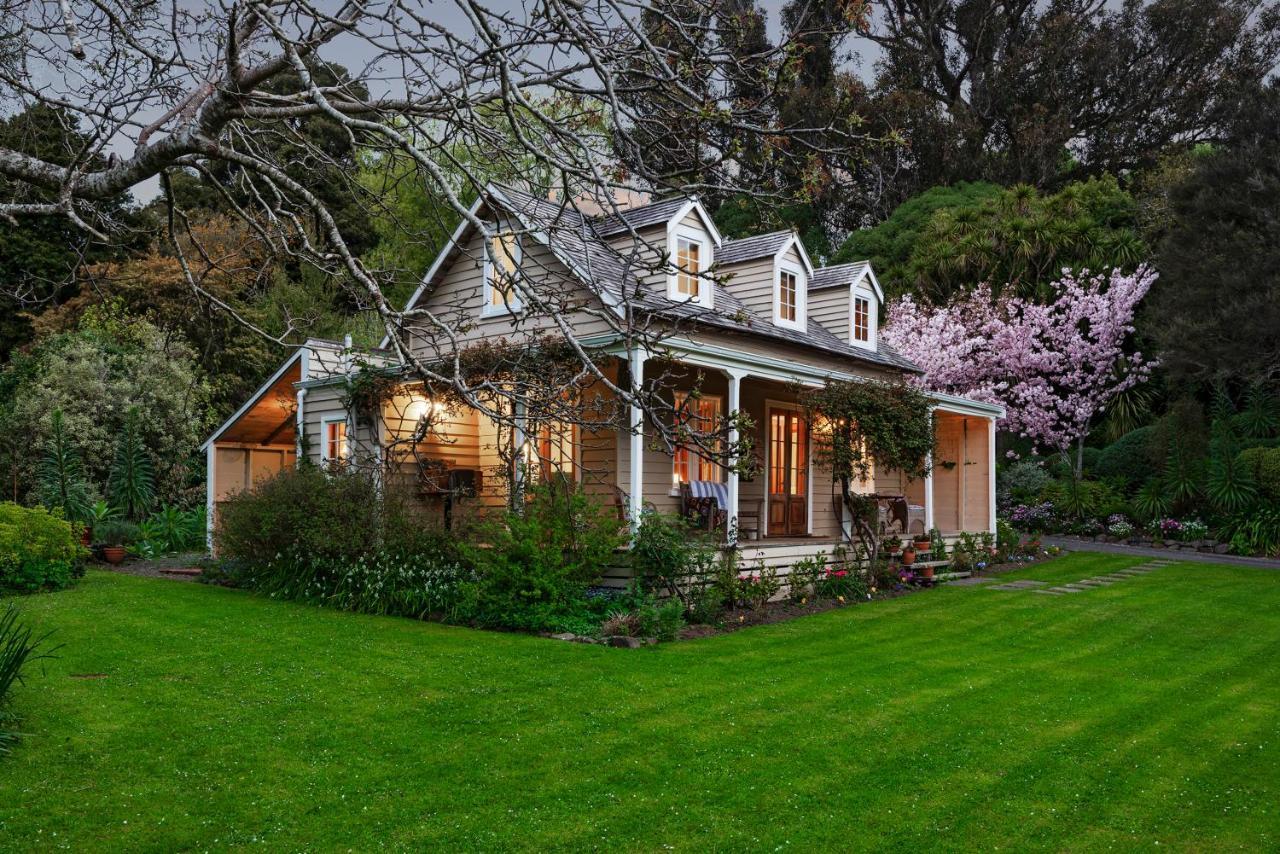 Mill Cottage - Boutique Accommodation And Garden Akaroa Exterior foto