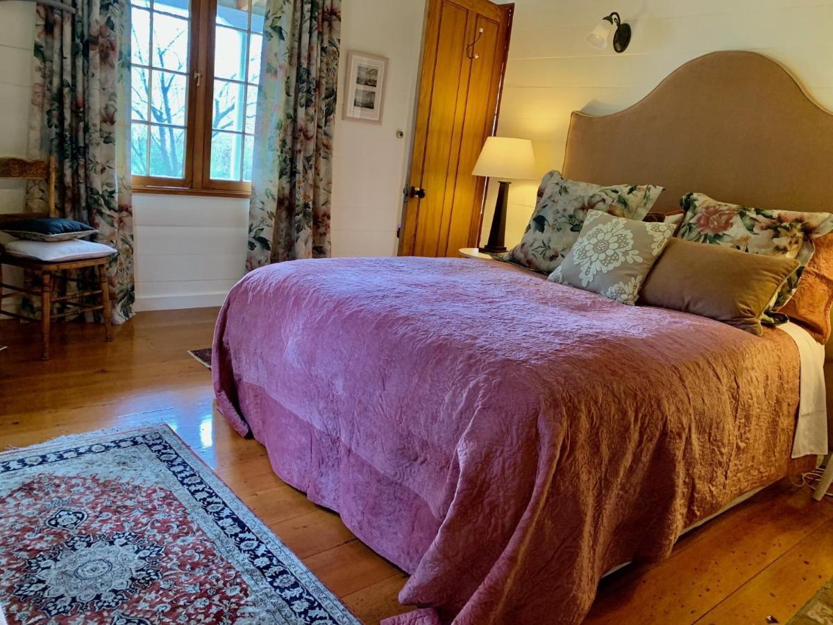 Mill Cottage - Boutique Accommodation And Garden Akaroa Exterior foto